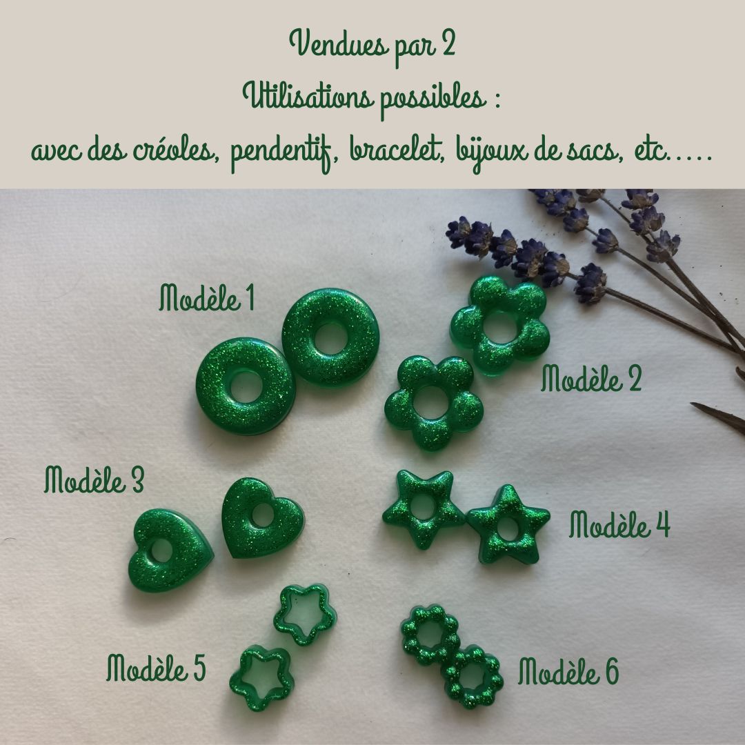 Collection Émeraude Mystique – Pampilles en résine pailletée vert émeraude (formes cœur, étoile, fleur, donut)