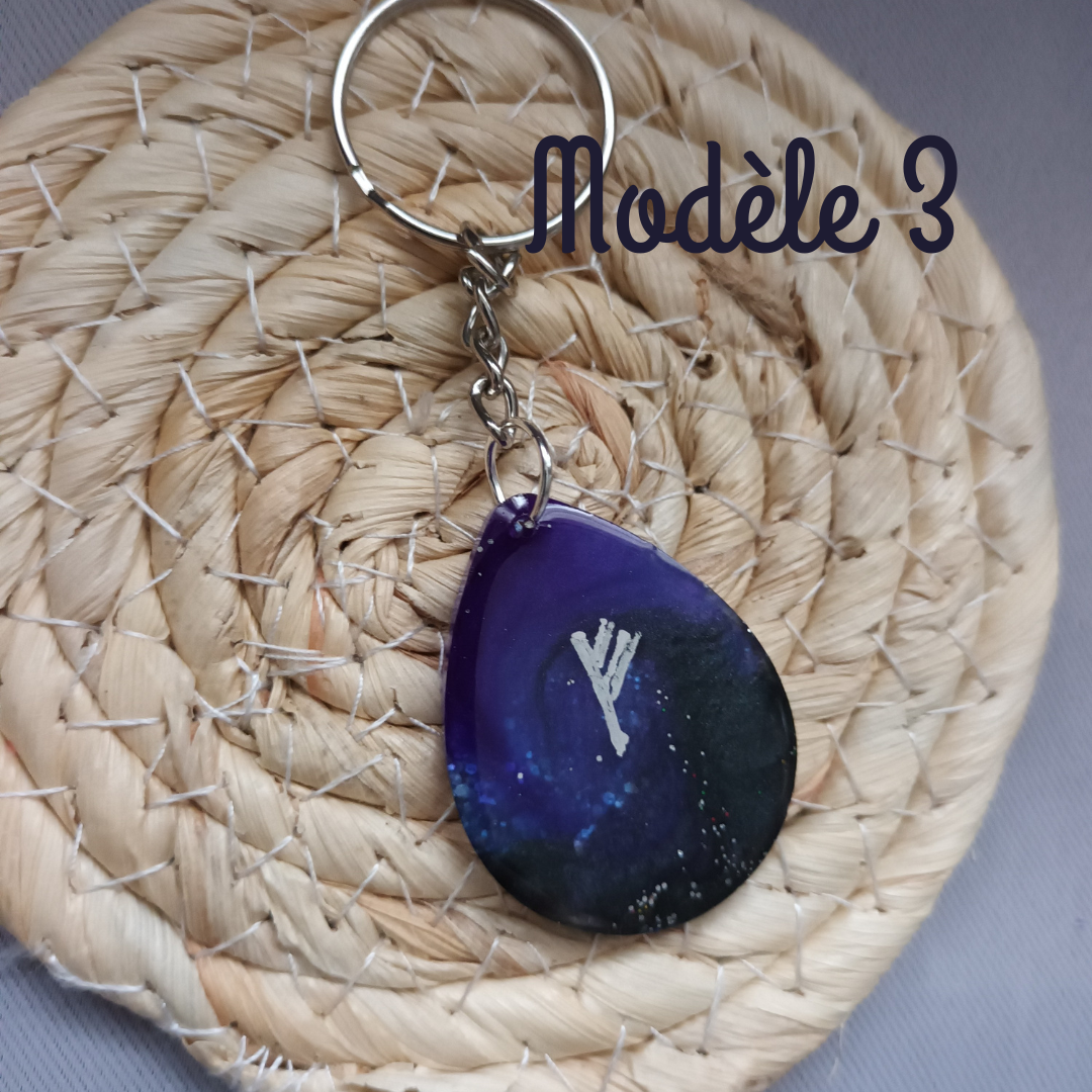 Porte-Clés Talisman – Rune Gravée – Résine Mystique