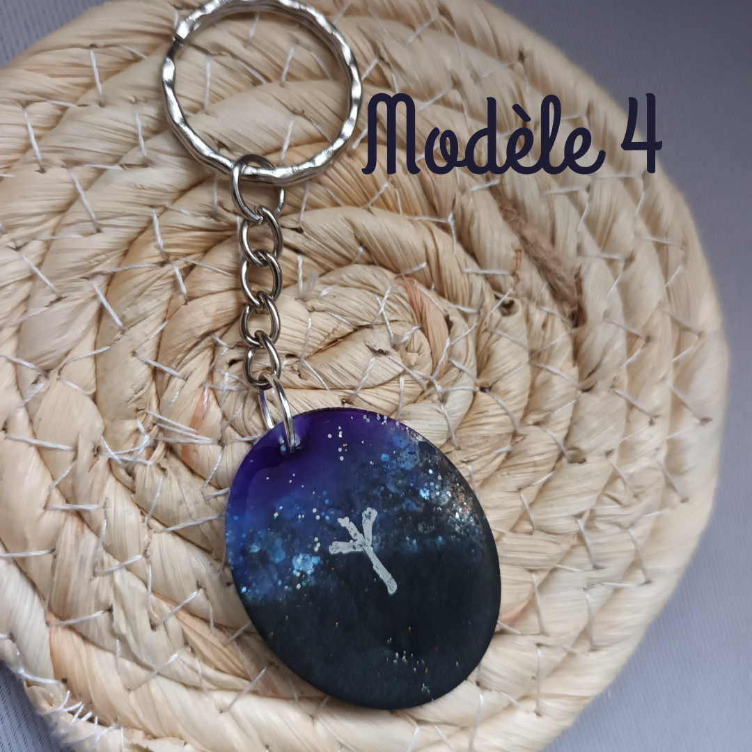 Porte-Clés Talisman – Rune Gravée – Résine Mystique