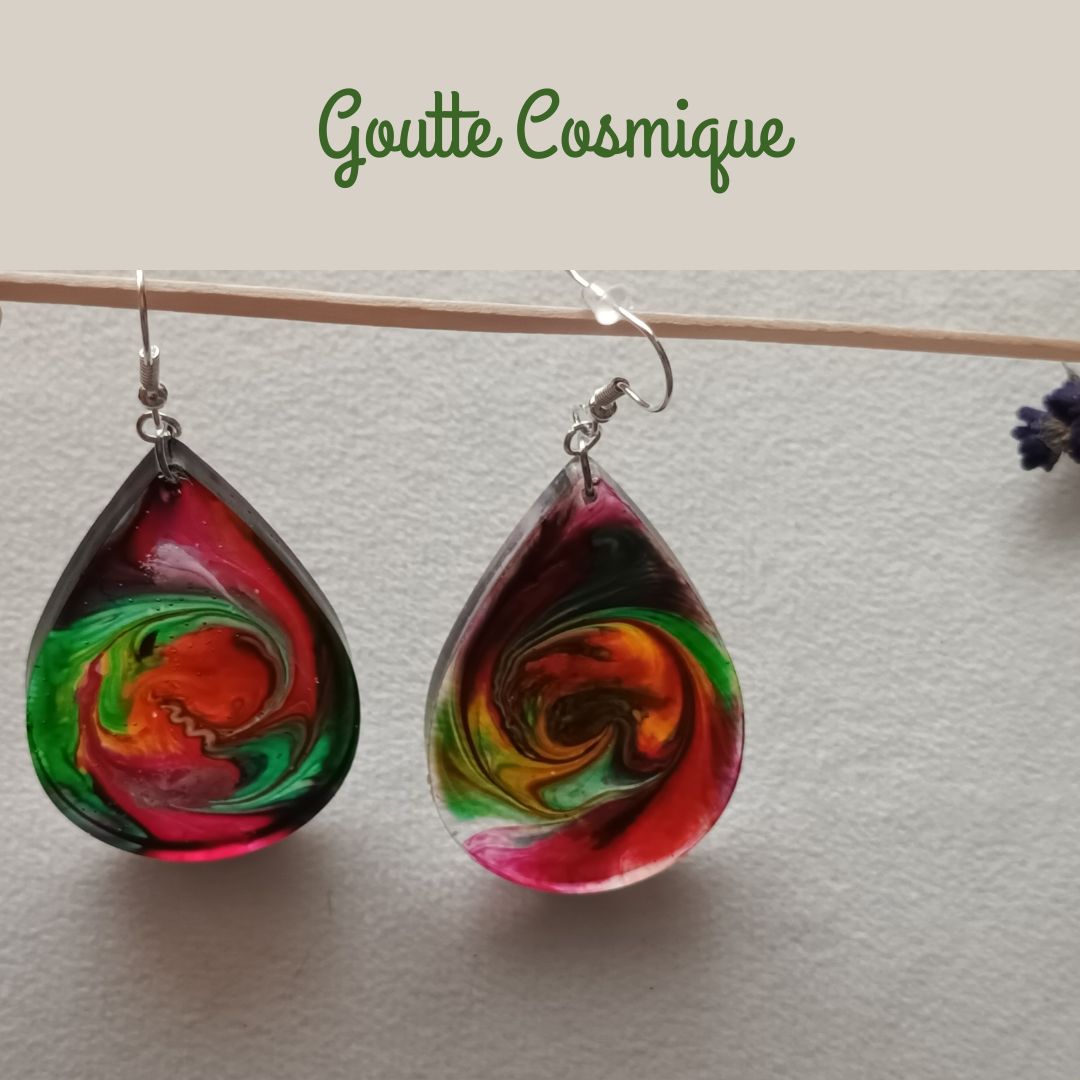 Boucles Galaxie Pop – Bijoux fun et colorés en résine artisanale